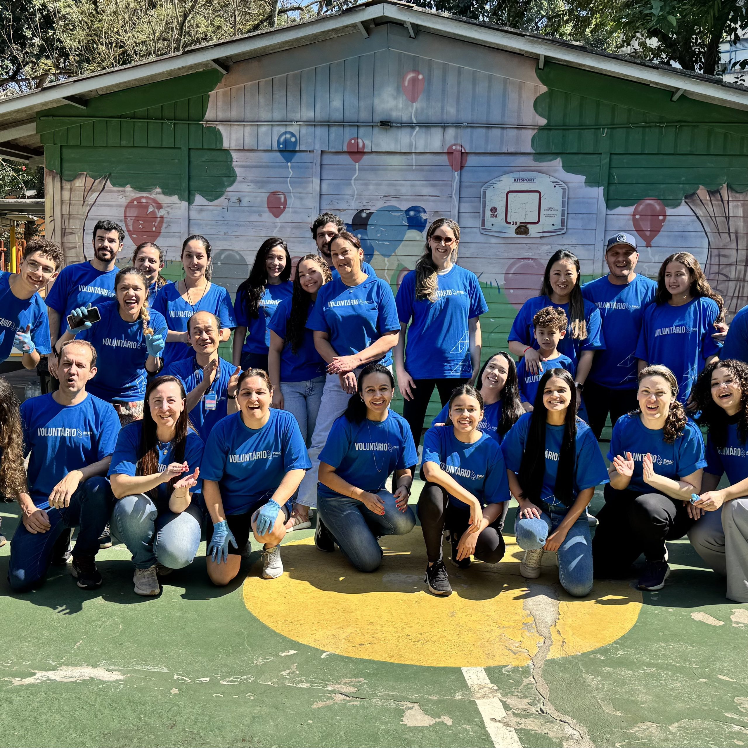 Ação voluntária promovida pelo INRAD transforma jardins de EMEI